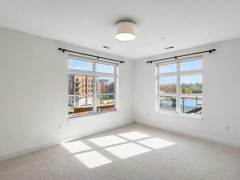 1905 N Water St #205 — Photo 7