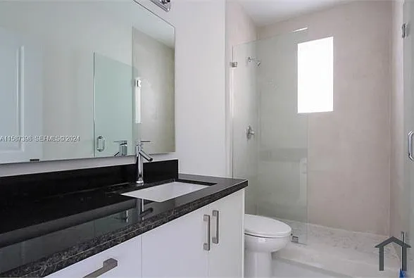 15631 SW 11th Ter — Photo 11