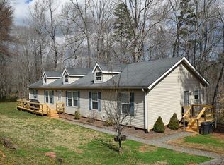 113 Outback Ln, Dallas, NC 28034