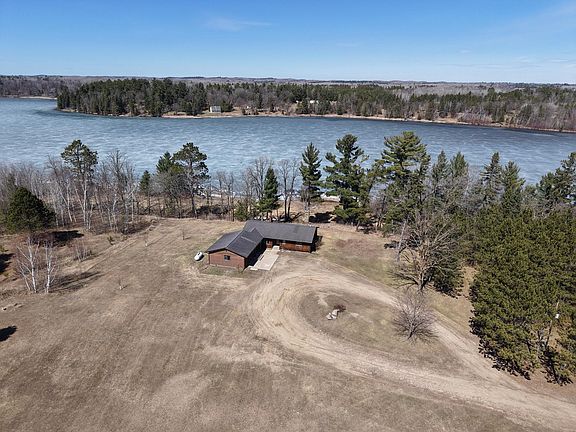 5th image of 24996 Horseshoe Rd