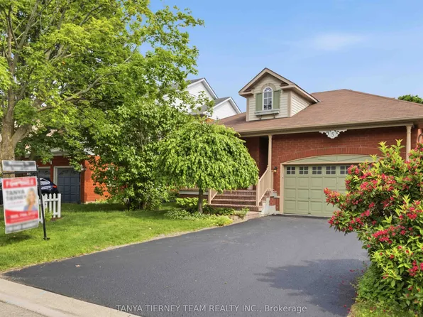 5 Cody Ave, Whitby, ON L1M 1K8