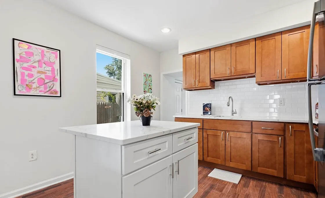 4 bed, 1.5 bath, 1465 sqft, $2,800 — Photo 4