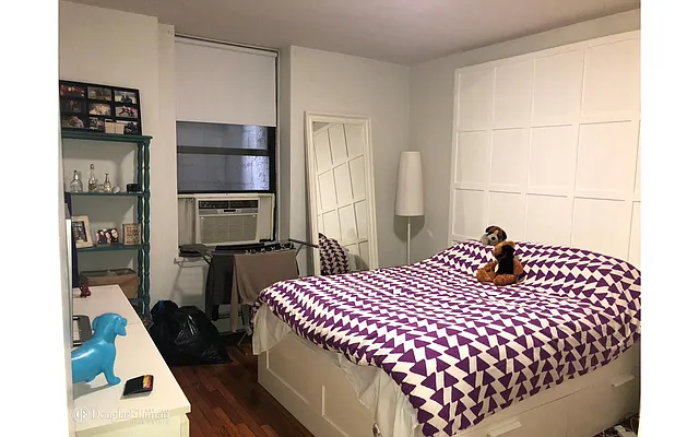 Rented by Douglas Elliman | media 37