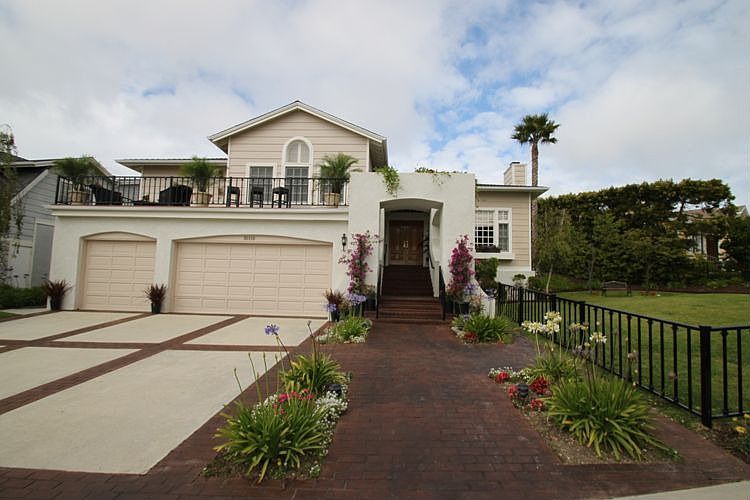 Beautiful exterior!