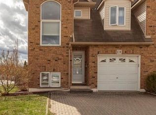 14 Marshall Ln, Saint Catharines, ON L2P0A8