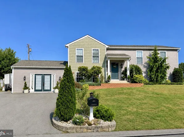 13941 Green Mountain Dr, Maugansville, MD 21767