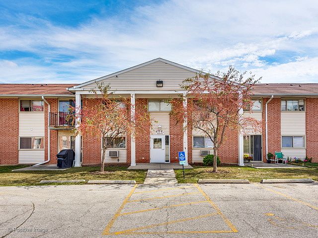 1st image of 673 Fullerton Ct #8-108