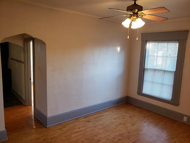524 Jefferson St #7 — Photo 2