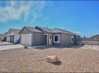 417 Villa Ysleta Dr, Socorro, TX 79927