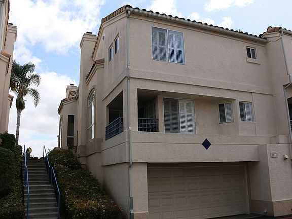3rd image of 6141 Calle Mariselda Unit 205