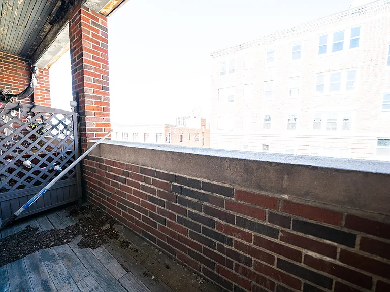 58 Selkirk Rd #12 — Photo 7