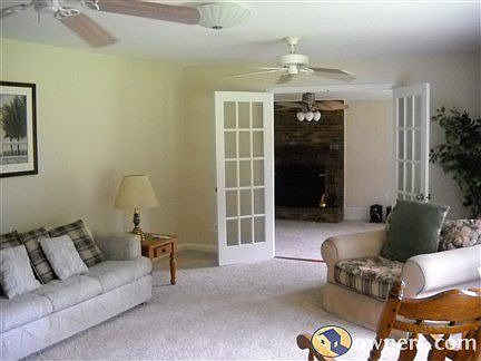 LivRm w/French doors