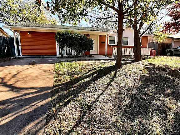 2nd image of 816 Denton Dr