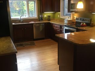 39700 N Dilleys Rd, Wadsworth, IL 60083