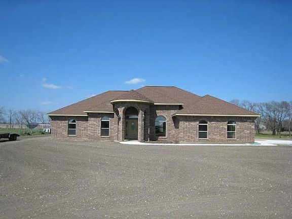 2nd image of 1651 Hearn Ln