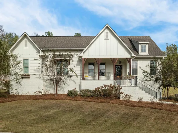 207 Birkdale Cir, Pelham, AL 35124