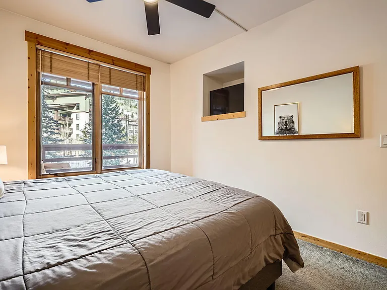 Copper Cir — Photo 11