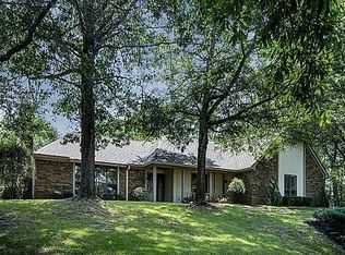 106 Water Oaks Dr, Clinton, MS 39056