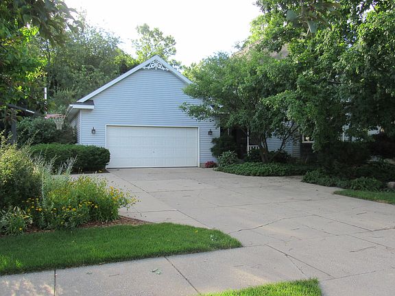 4th image of 5078 Alexandria Dr SW