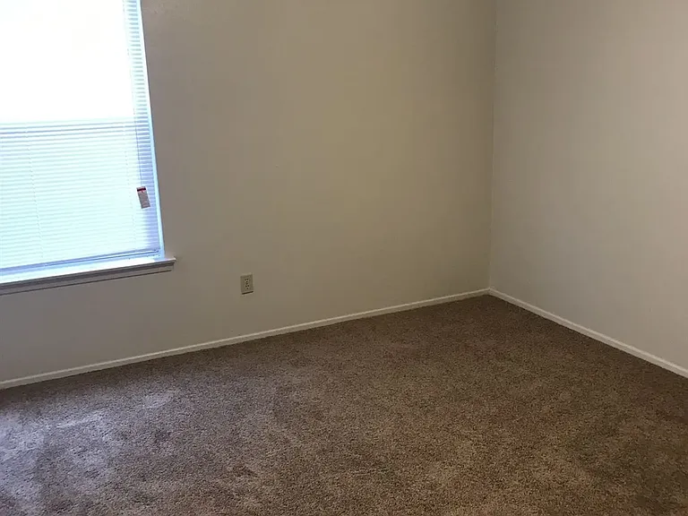 3205 Eagle Hill Ct #C — Photo 25
