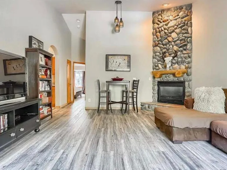 5077 Camel Heights Rd #F — Photo 3