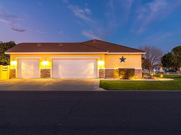 4th image of 21102 E Orchard Ln