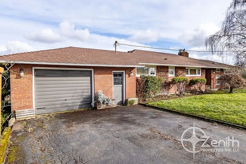 3 bed, 2.0 bath, 1397 sqft, $2,650 — Photo 1