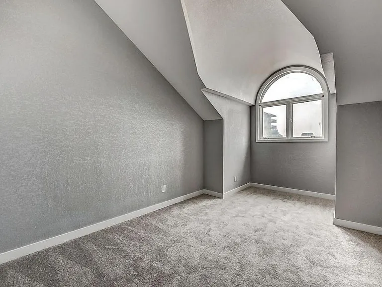 704 N Pearl St #321-L — Photo 15