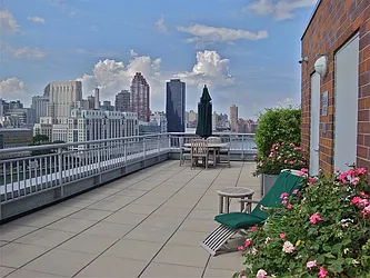 Rented by Sotheby's International Realty