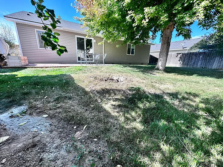 406 Pietra Way — Photo 25
