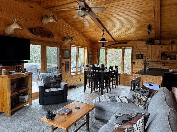4th image of 2276 W Allyn Rd