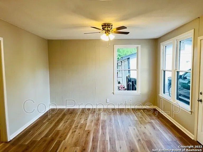 125 Ada St #1 — Photo 7