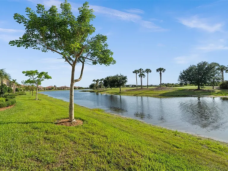 23381 Awabuki Dr — Photo 11
