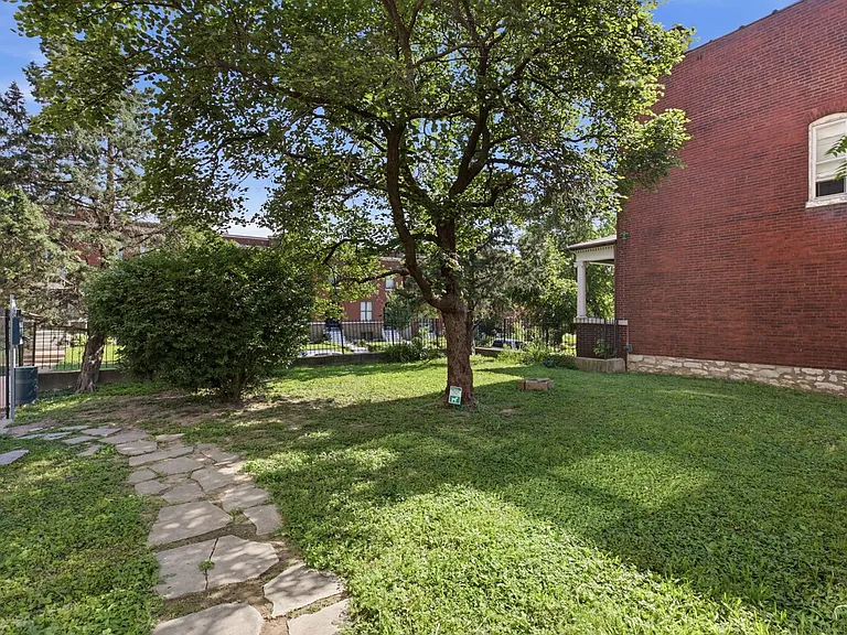 La Maison — Photo 30