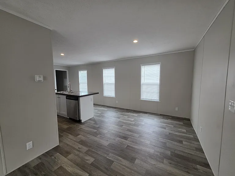 Pineview Estates — Photo 25