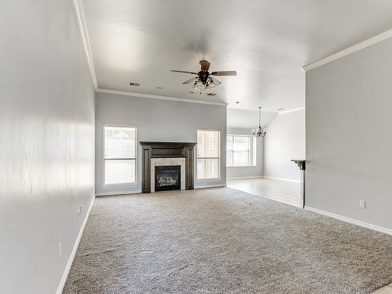 11166 Stoneridge Ln — Photo 3