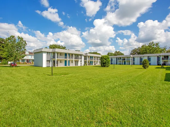 The Henry Apartments