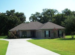 25 Winnabago Ln, Picayune, MS 39466