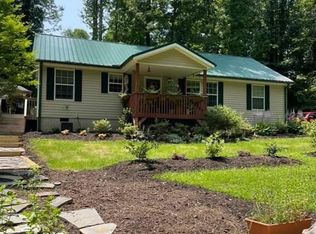 75 Fair Oaks Rd, Arden, NC 28704