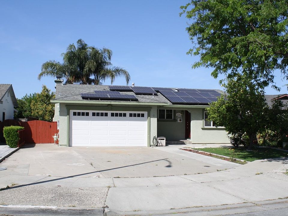 1st image of 2729 El Monte Way