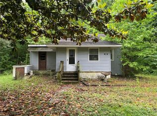 5738 Hickory Fork Rd, Gloucester, VA 23061