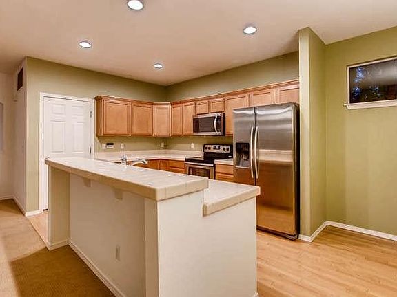 5th image of 24112 SE 23rd St