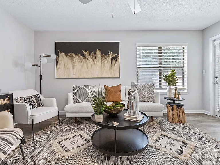 Willow Trail Apartments — Photo 11