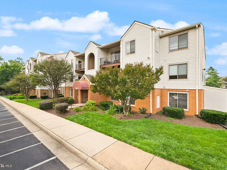 8463 Crozier Ct #104 — Photo 34