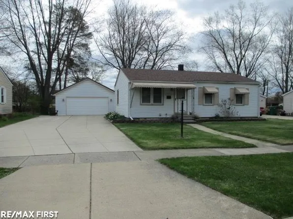 70218 Karen St, Richmond, MI 48062