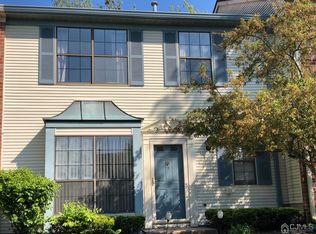 21 Lyon Ln #184, Franklin Park, NJ 08823