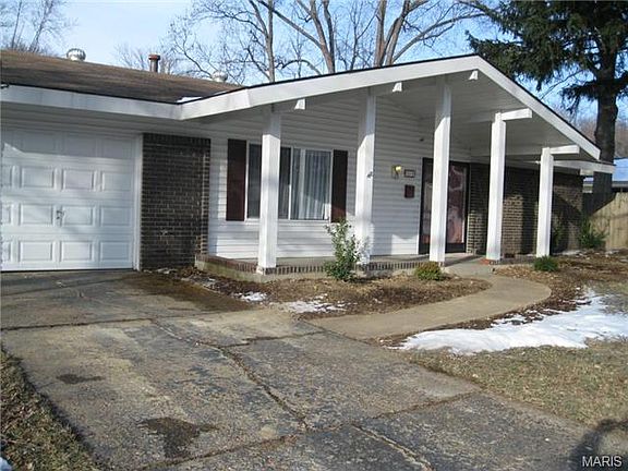 2nd image of 3175 Kingsley Dr