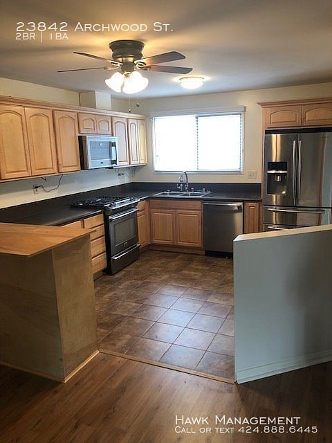 1st image of 23842 Archwood St
