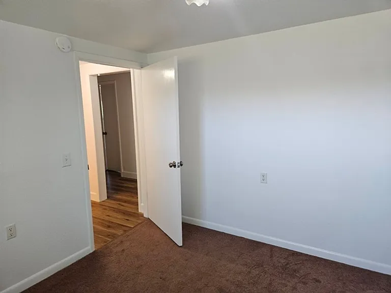460 Talmadge Rd — Photo 14