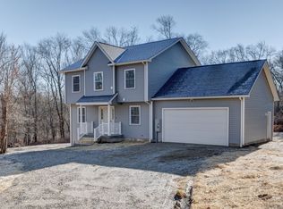 200 Old Bush Hill Rd, Willimantic, CT 06226